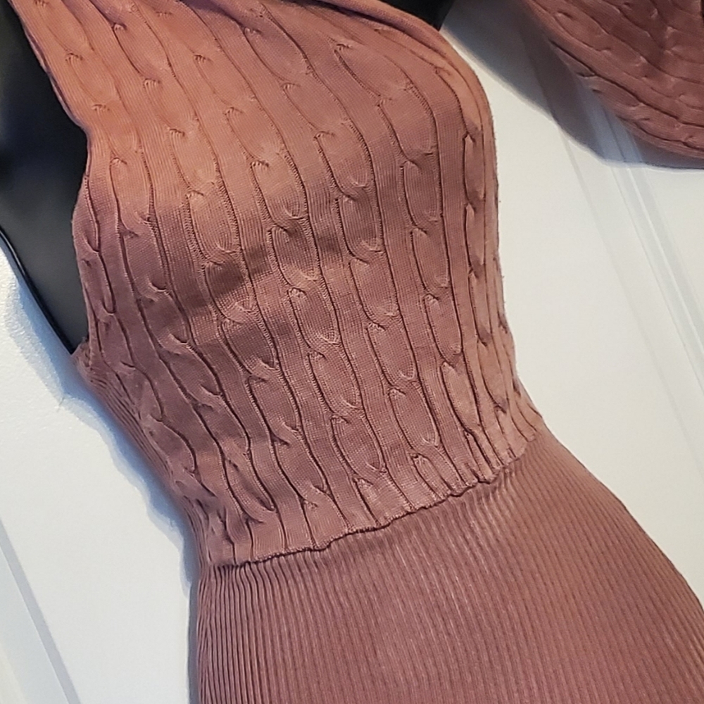 Top - Picture 2 of 5